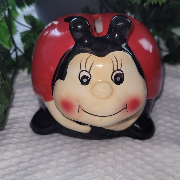Glaze Ceramic Ladybug Coin Piggy Bank Red. - Picture 10 of 10